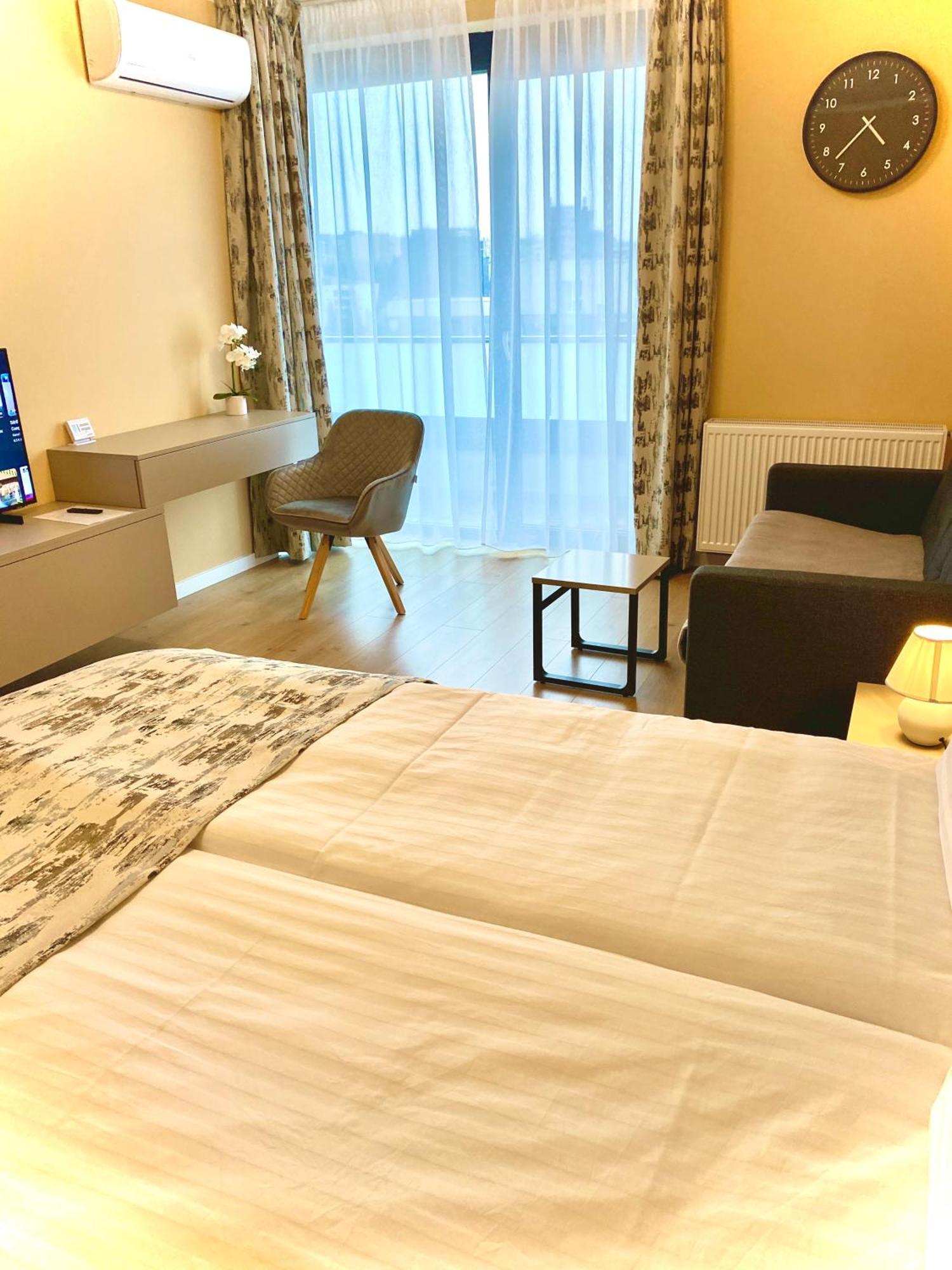 Parklake Home كلوج-نابوكا المظهر الخارجي الصورة