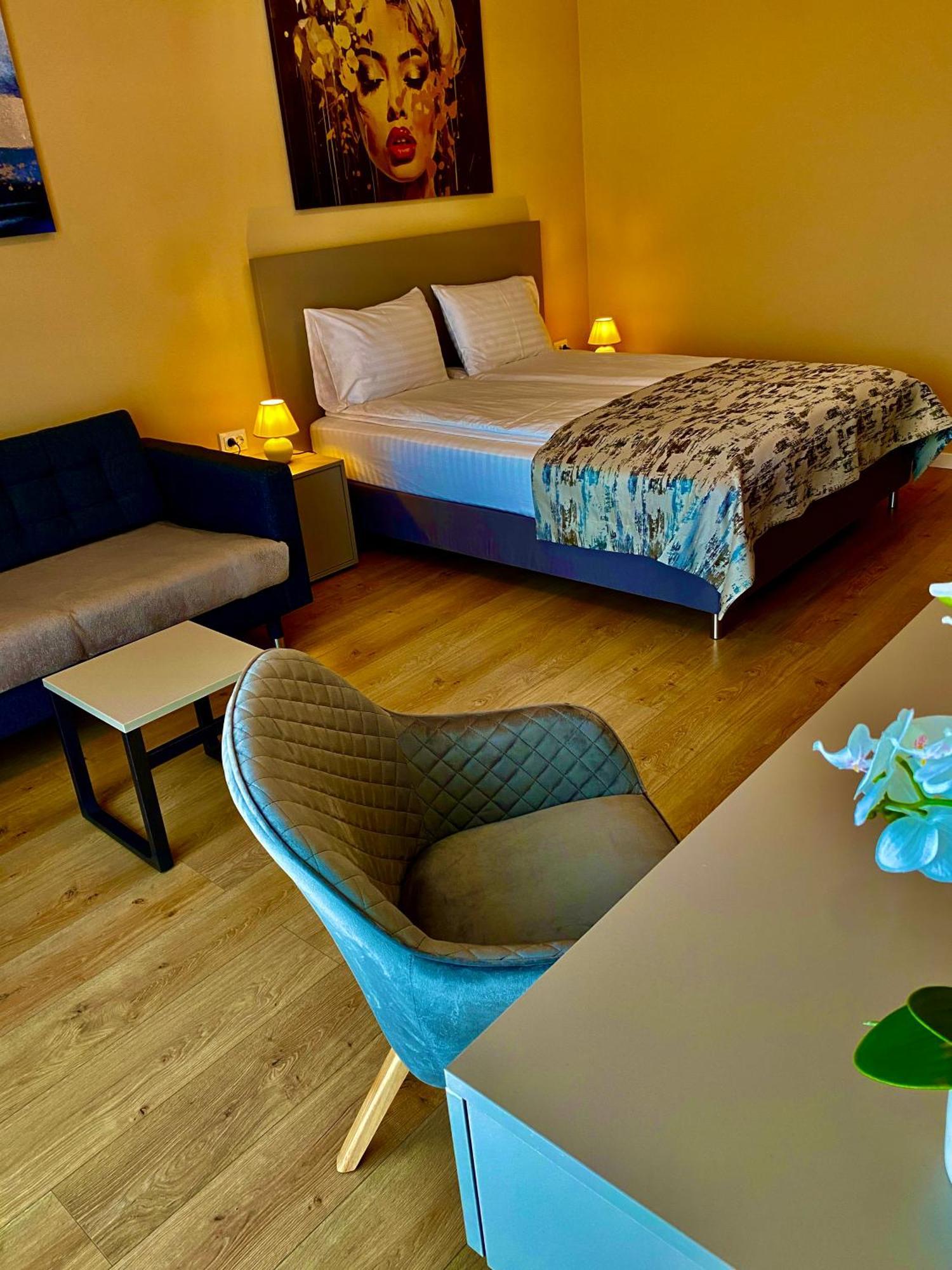 Parklake Home كلوج-نابوكا المظهر الخارجي الصورة